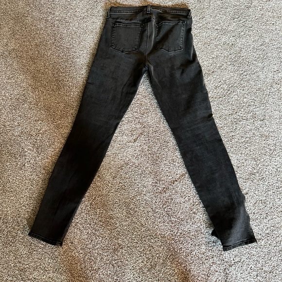 J Brand Kassidy grey cascade jean, size 28 - Picture 2 of 5